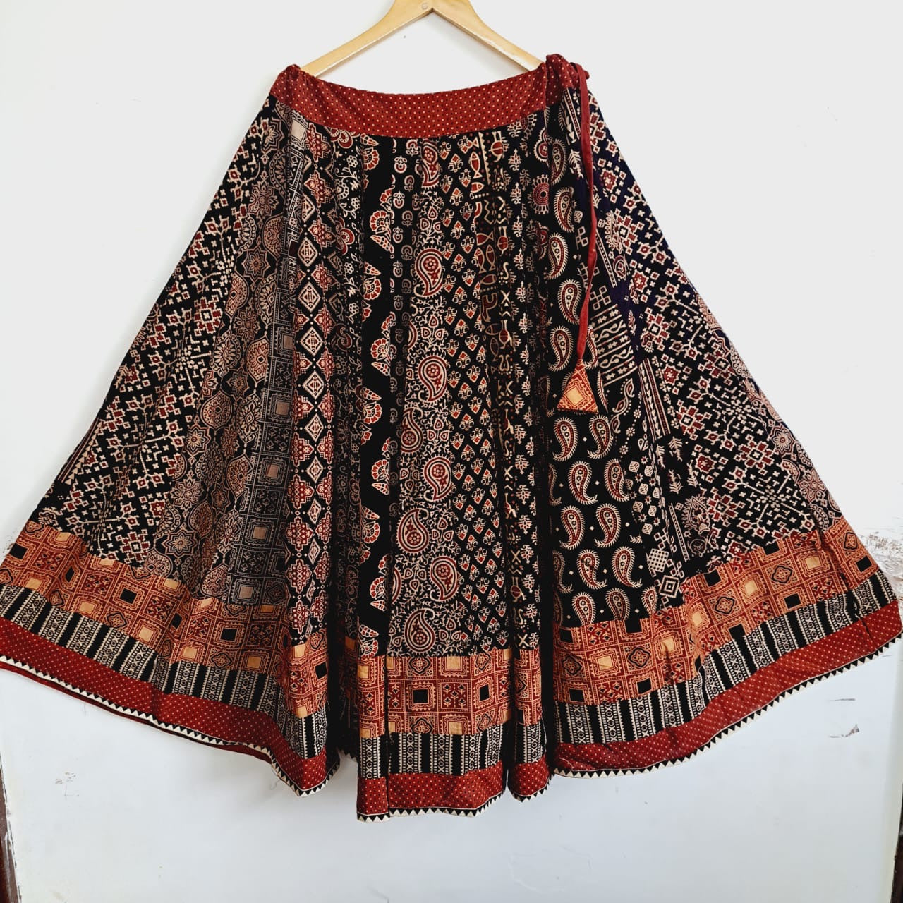 Cotton Ajrakh skirt - Black, Red