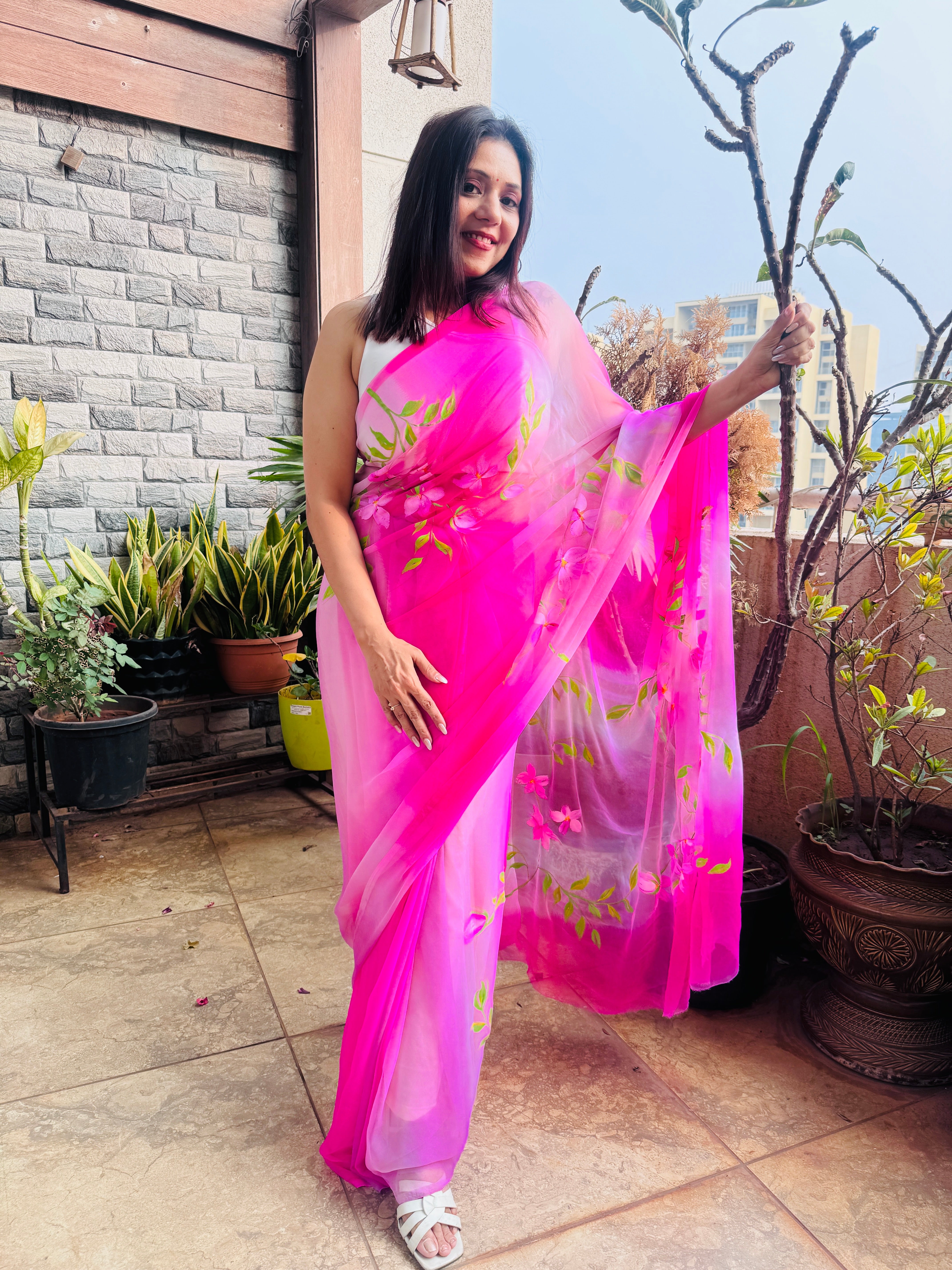 Hand Painted Chiffon Saree with Dual Pink - Customisation Available (On any colour of your choice))