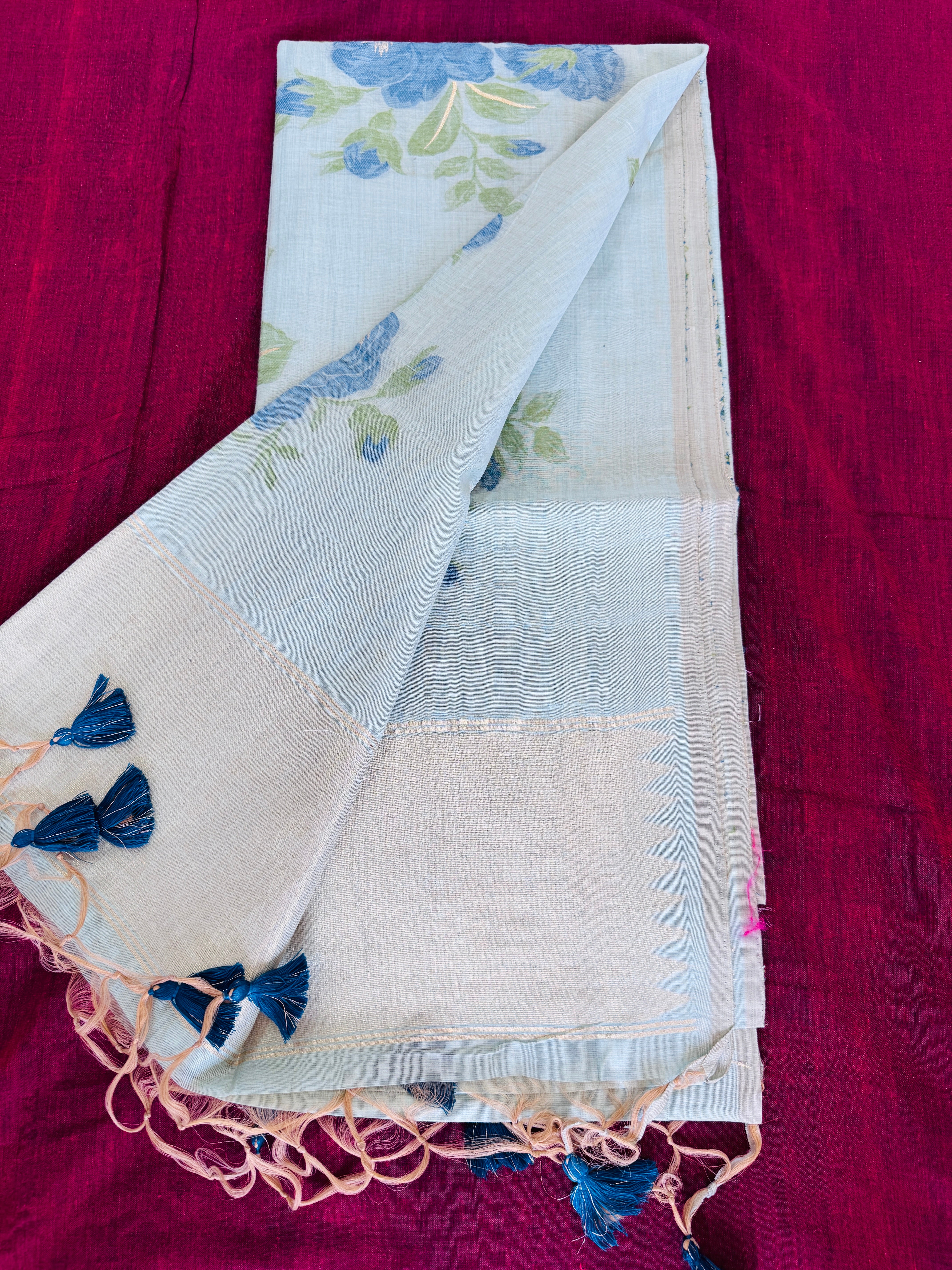 Hand Woven and Handloom Pure Muslin Munga Cotton Silk Jamdani With Floral Design - Light Sky Blue