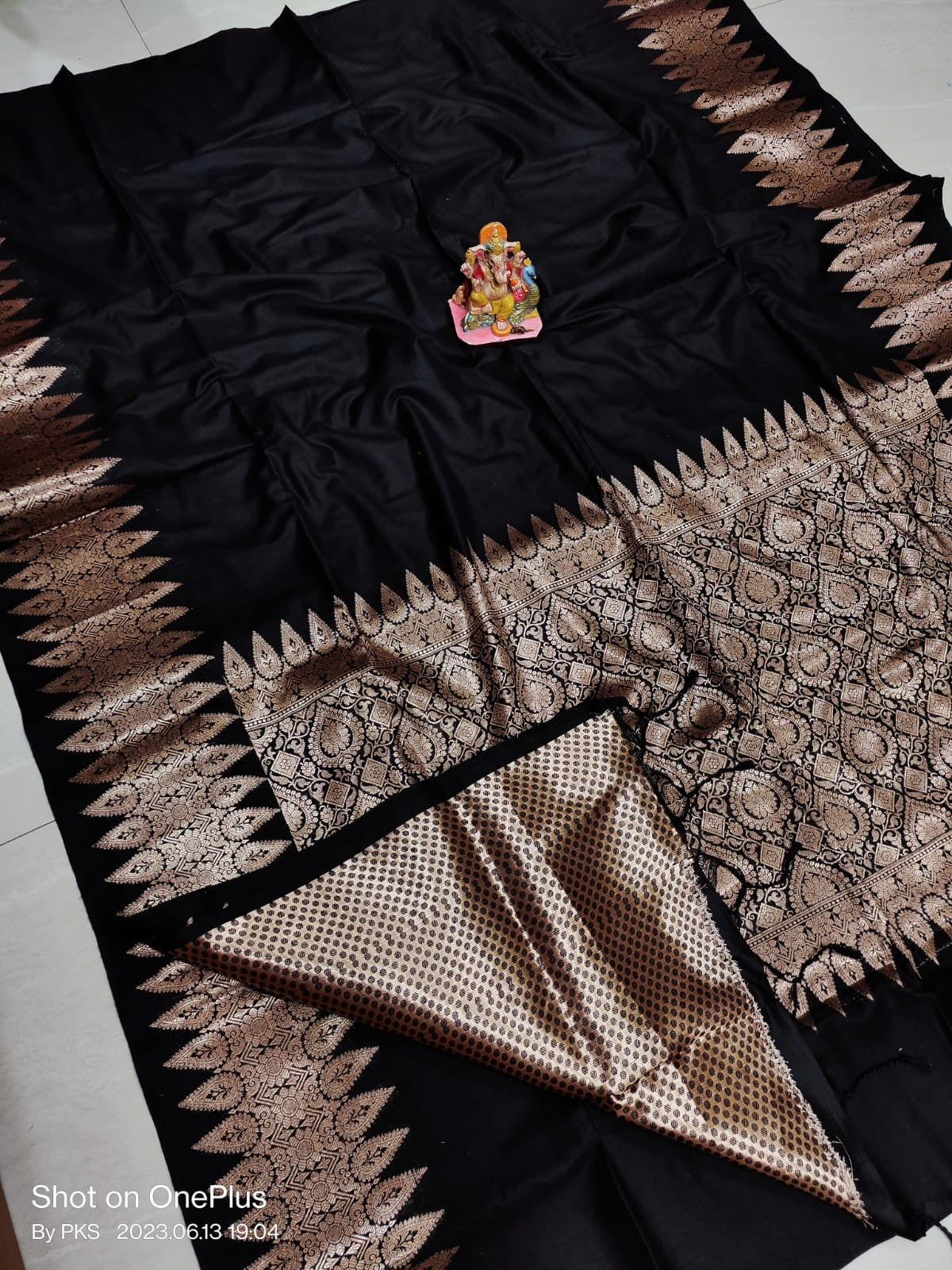 Banarasi Katan Silk Saree -Red, Black, White, Pista Green, Pink, Peach, Blue.