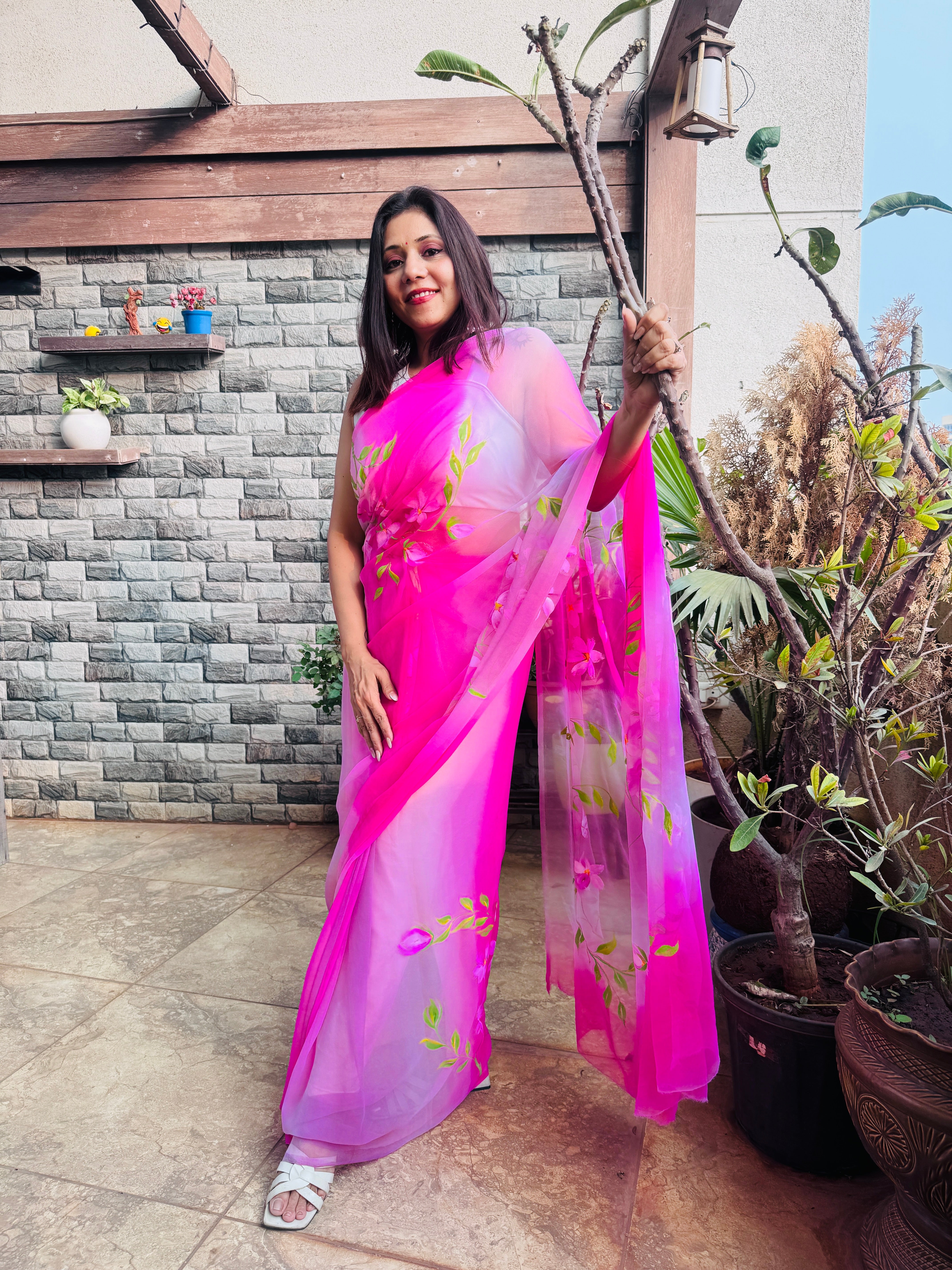 Hand Painted Chiffon Saree with Dual Pink - Customisation Available (On any colour of your choice))