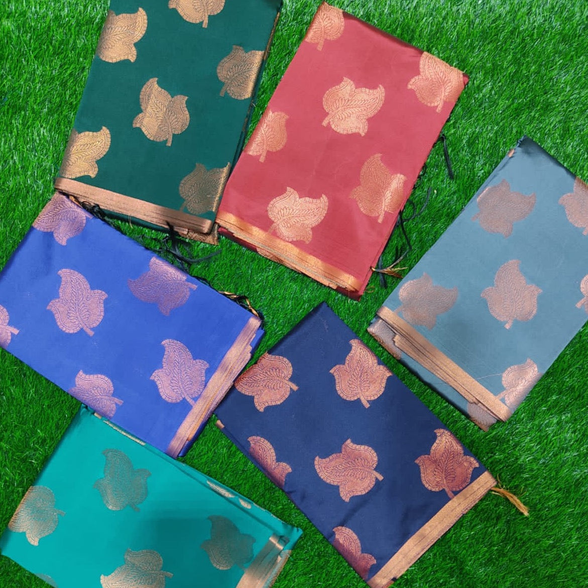 Banarasi Tapeta Mix Silk Saree - Red,Blue,Light Blue,Green,Purple.