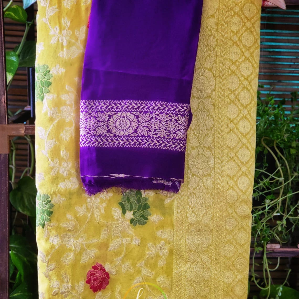 Banarasi Warm Silk Dyeable Tilfie Weave Saree - Light Blue, Black, Yellow, Pink