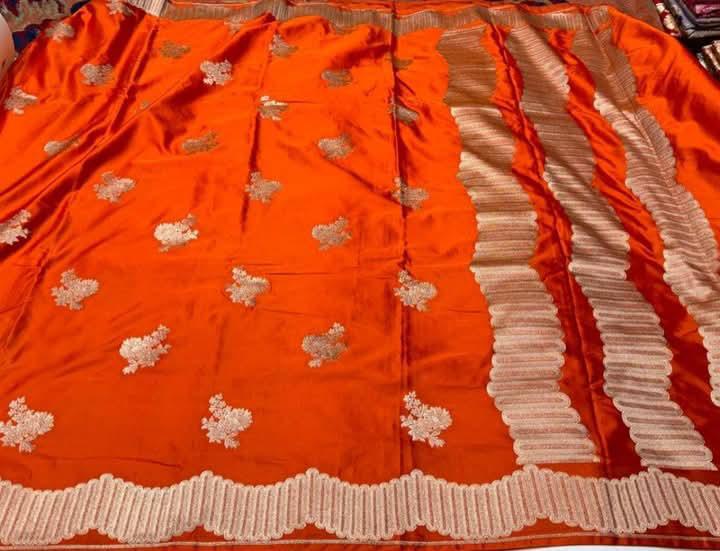 Banarasi Pure Mashroo Silk Saree - Red, Yellow, Onion Pink , Green and Blue