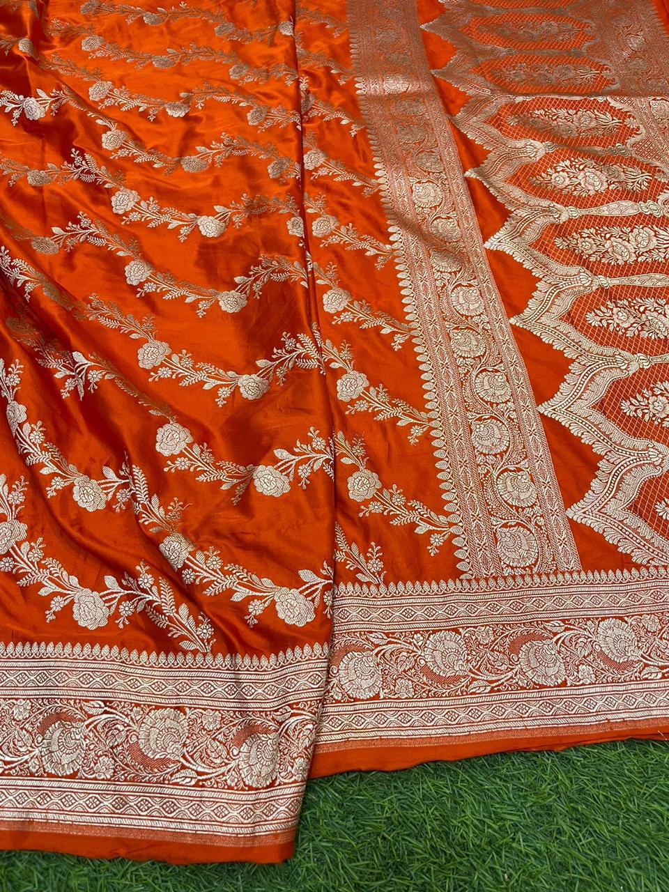 Banarasi Pure Mashroo Silk Saree - Yellow,Green,Red
