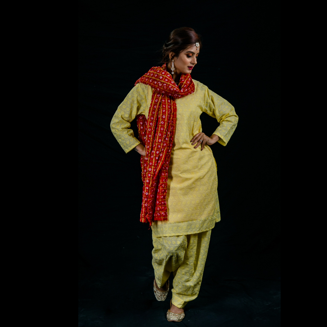 bandhani ghatchola check dupatta red