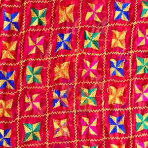 Traditional Light Bagh Phulkari Dupatta (PE01) - Red - Phulari