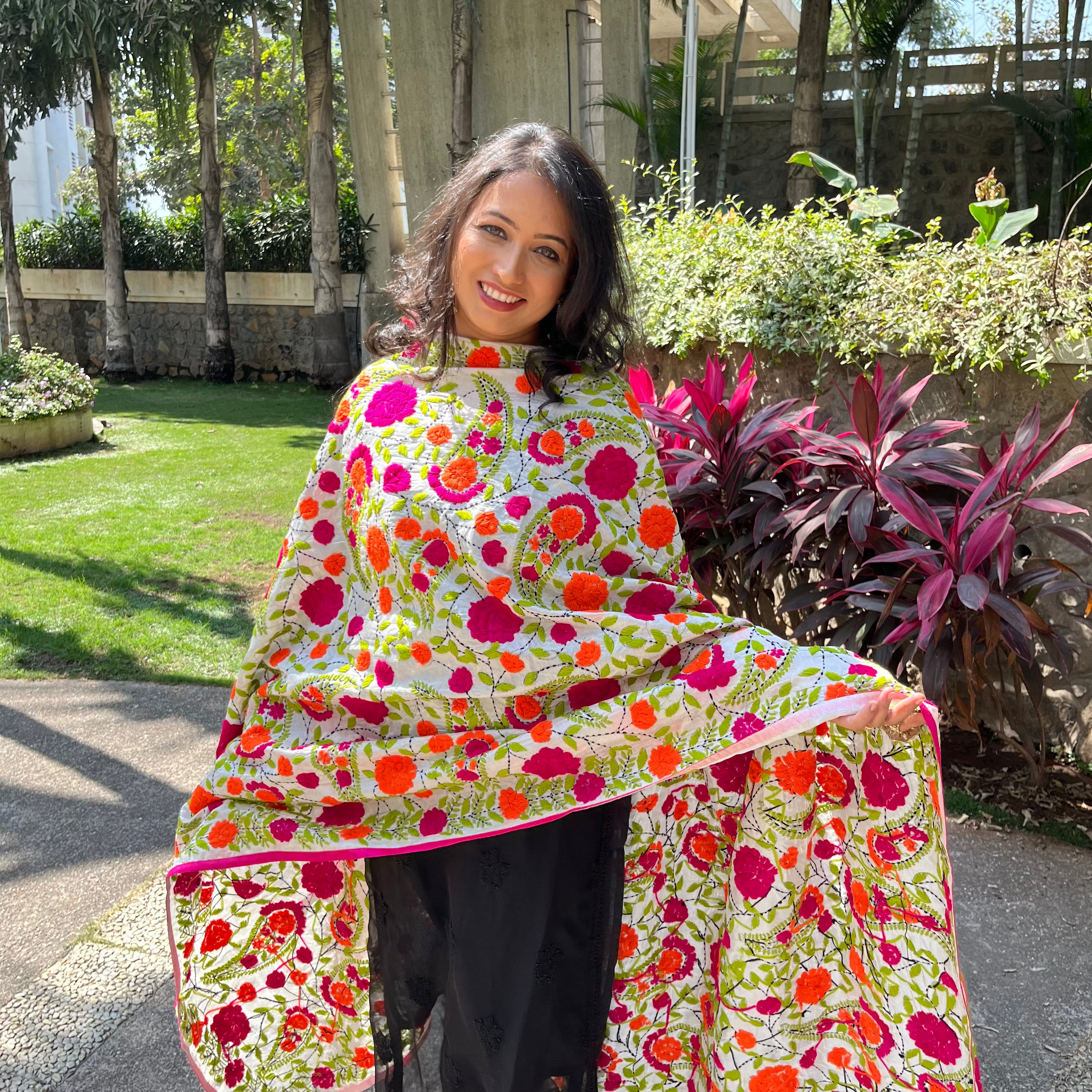 Chanderi Hand-Embroidered Dupatta- White with Multicoloured embriodery