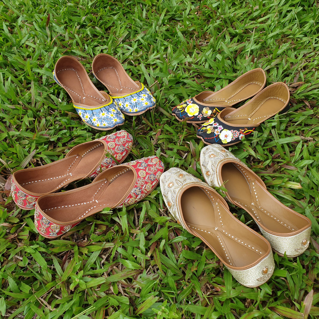 Hand-made Hand-embroidered Pure Leather Juttis