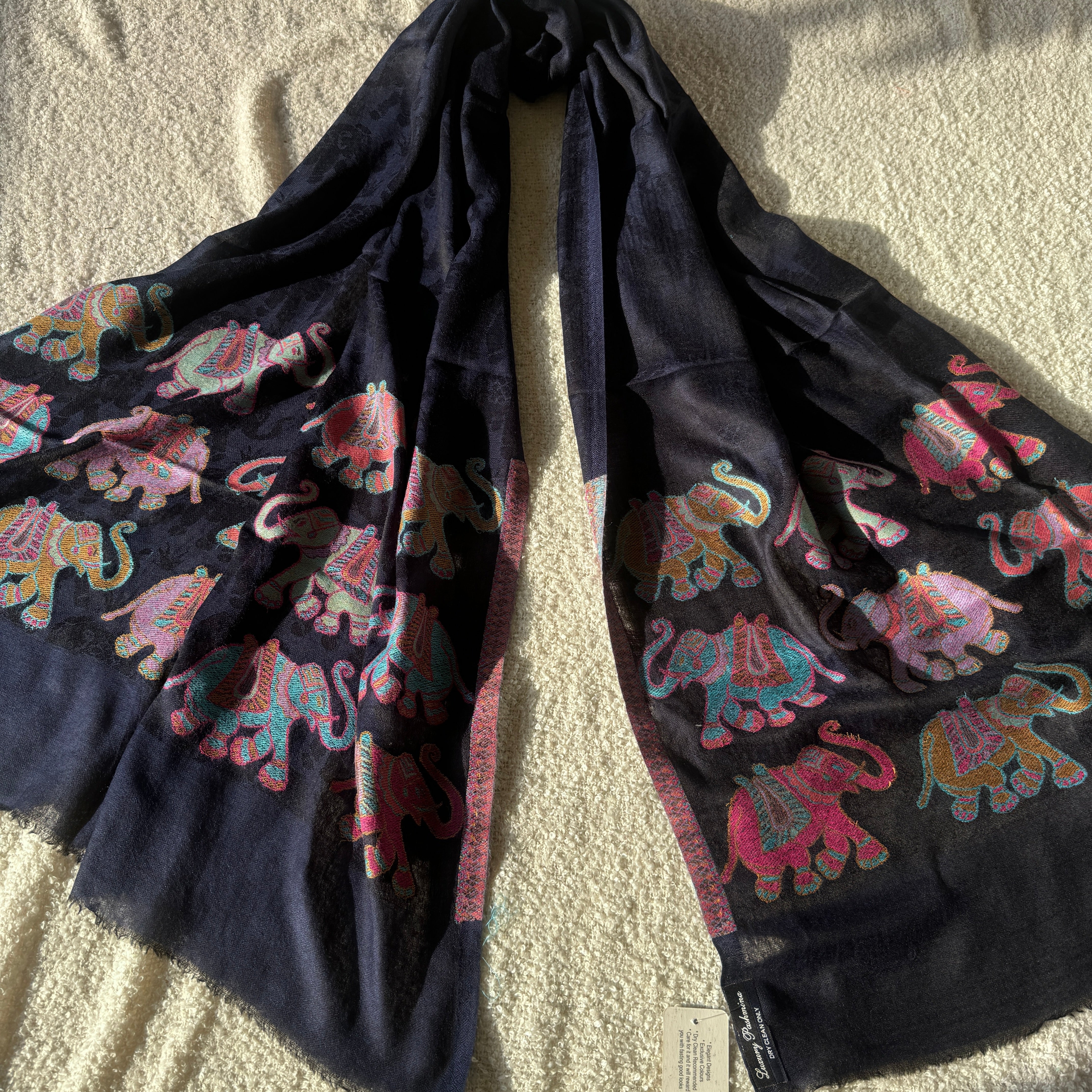 Pashmina Fine Wool Stole with embroidery - Navy blue