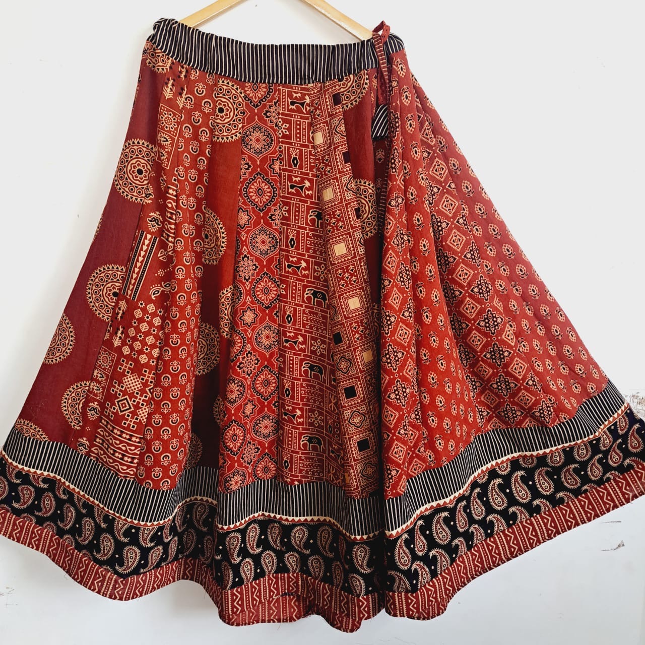 Cotton Ajrakh skirt Black, Red – Phulari