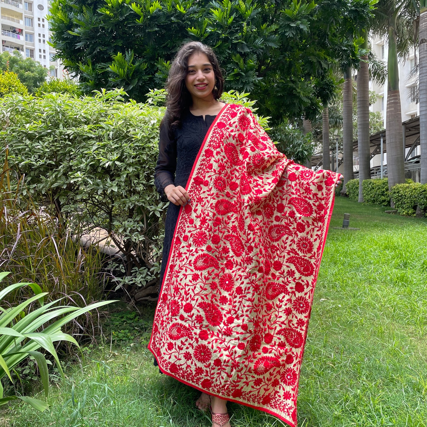 Hand-Embroidered Chanderi Dupatta- Beige With Red Coloured Threadwork