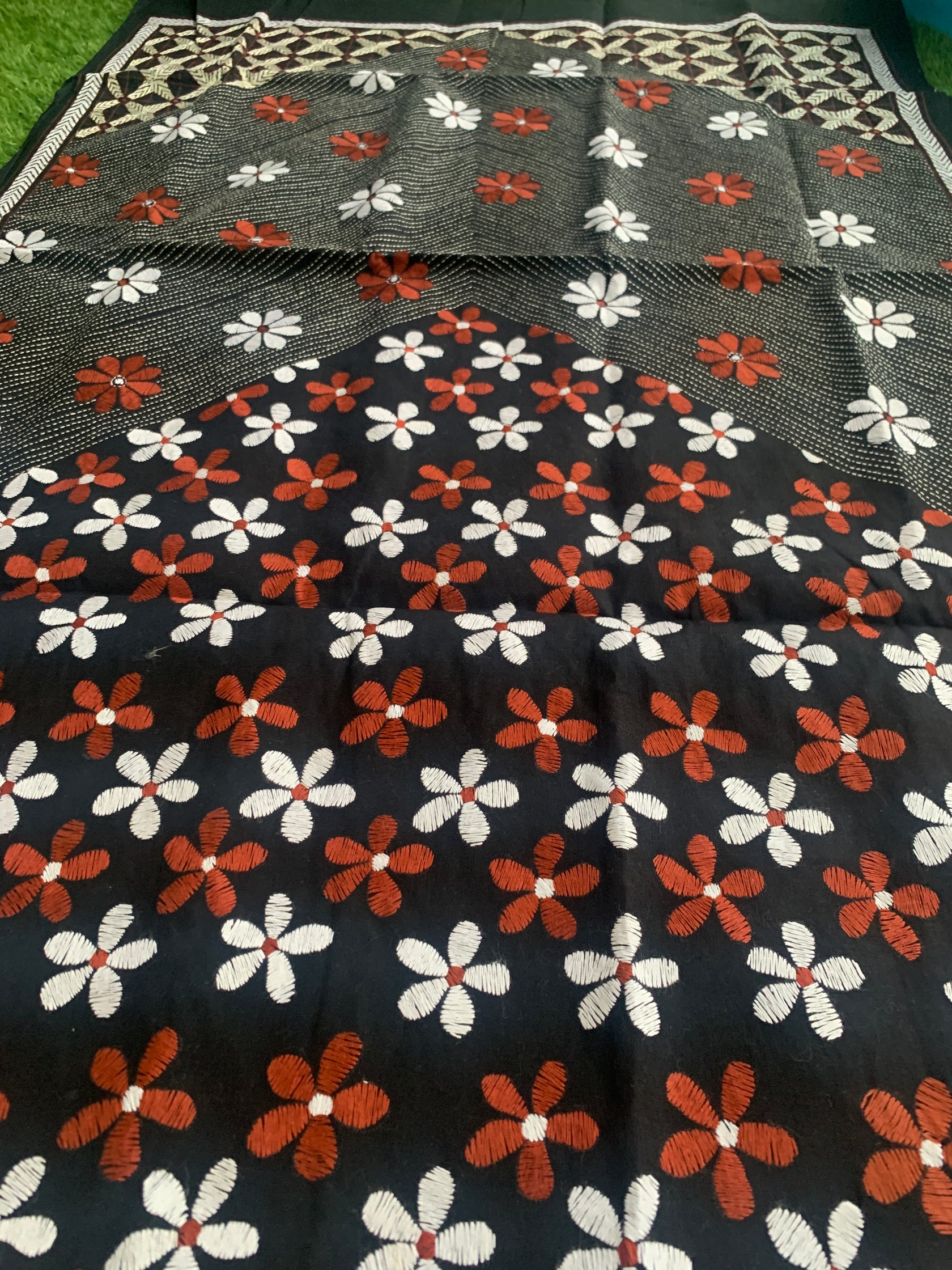 Pure kantha stitch cotton dupatta - Black – Phulari
