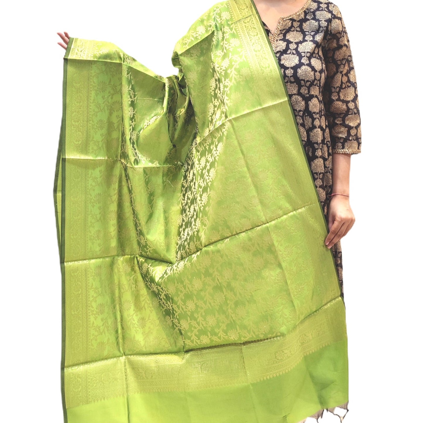 Banarasi Cotton Silk With Floral Pattern Jaal Dupatta- Light Green