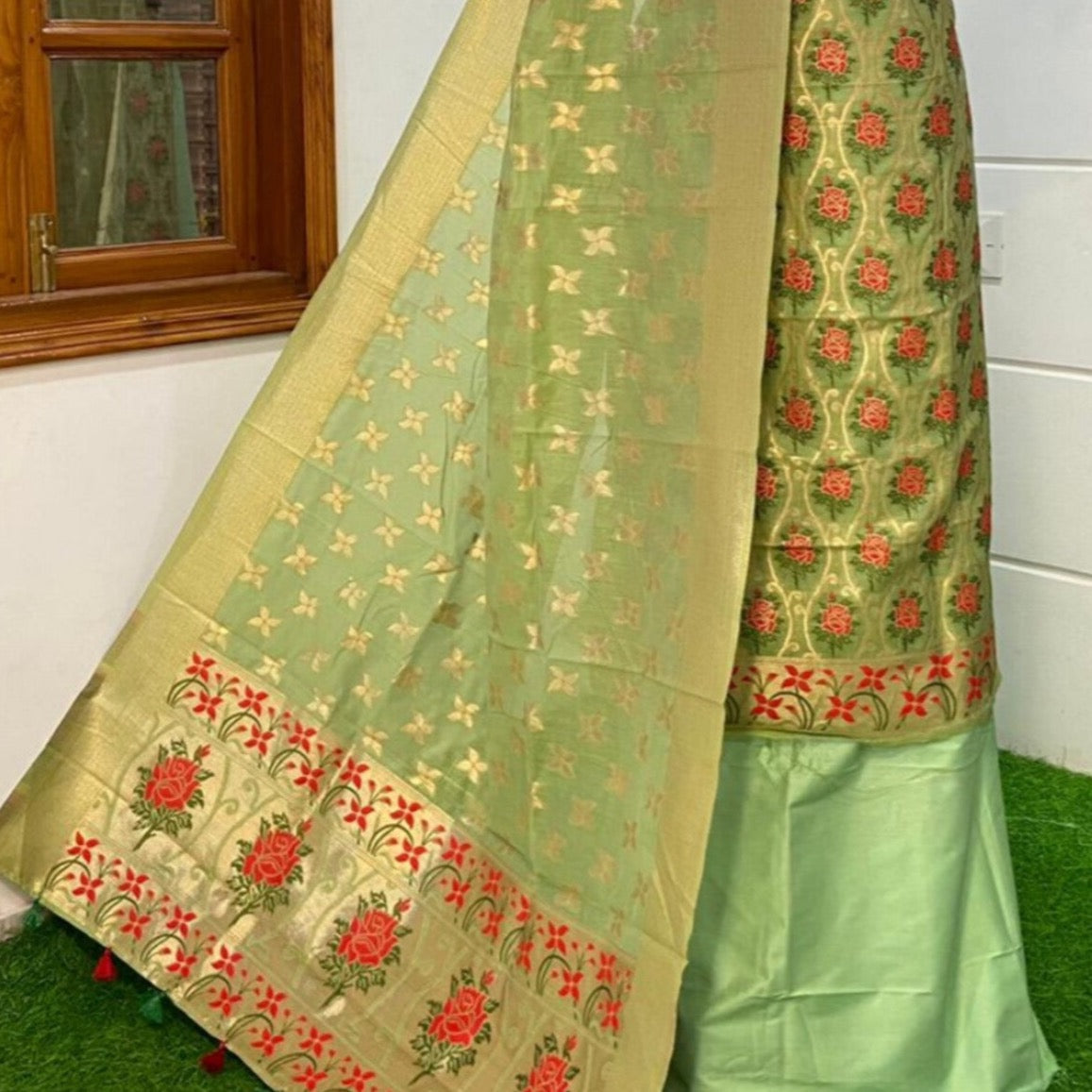 Banarasi Cotton Silk Unstitched Salwar Suit Fabric - Cream and gold