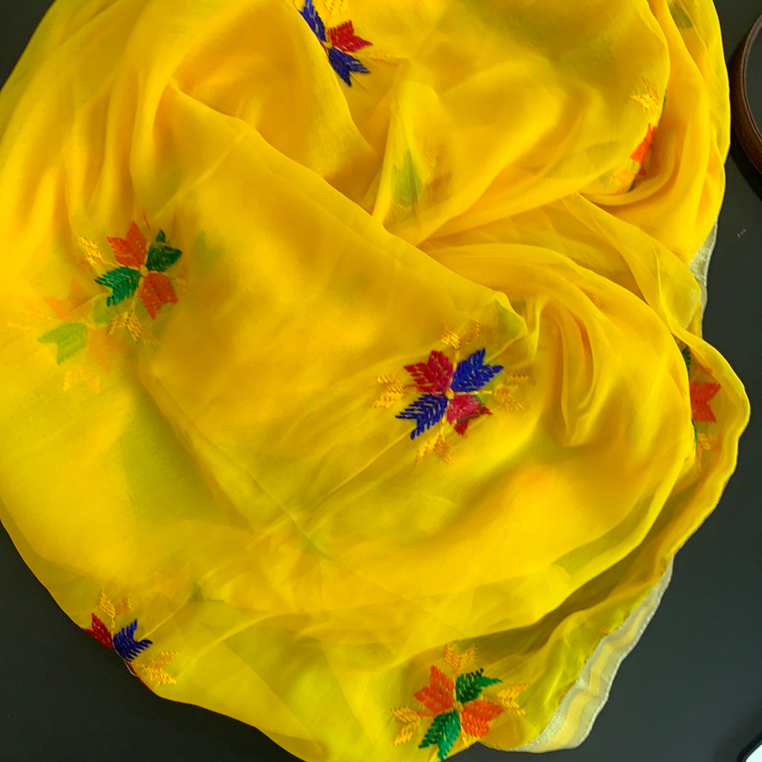 Traditional Simple Floral Butti Phulkari Dupatta - Various Colours