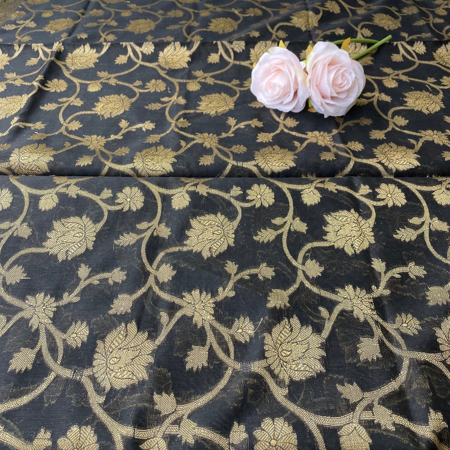 Banarasi Cotton Silk With Floral Pattern Jaal Dupatta- Black