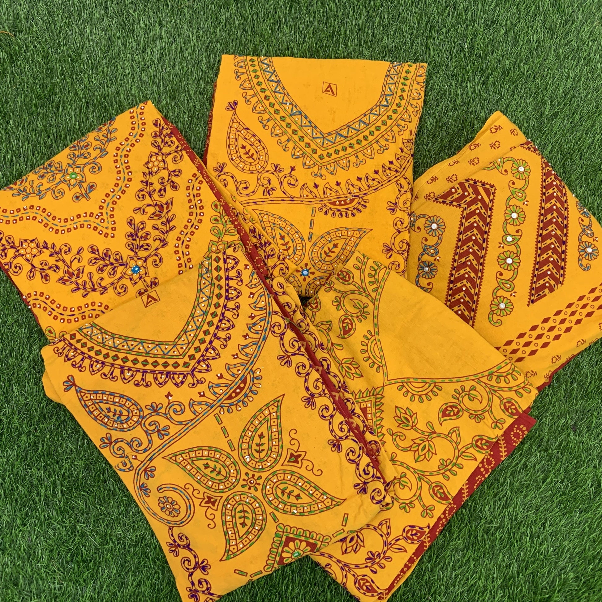 trendy kutchi work cotton salwar suit fabric