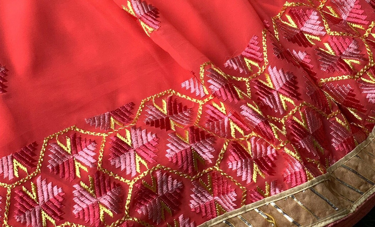 Phulkari Saree Traditional Jaal Embroidery Georgette - Peach pink - Phulari 