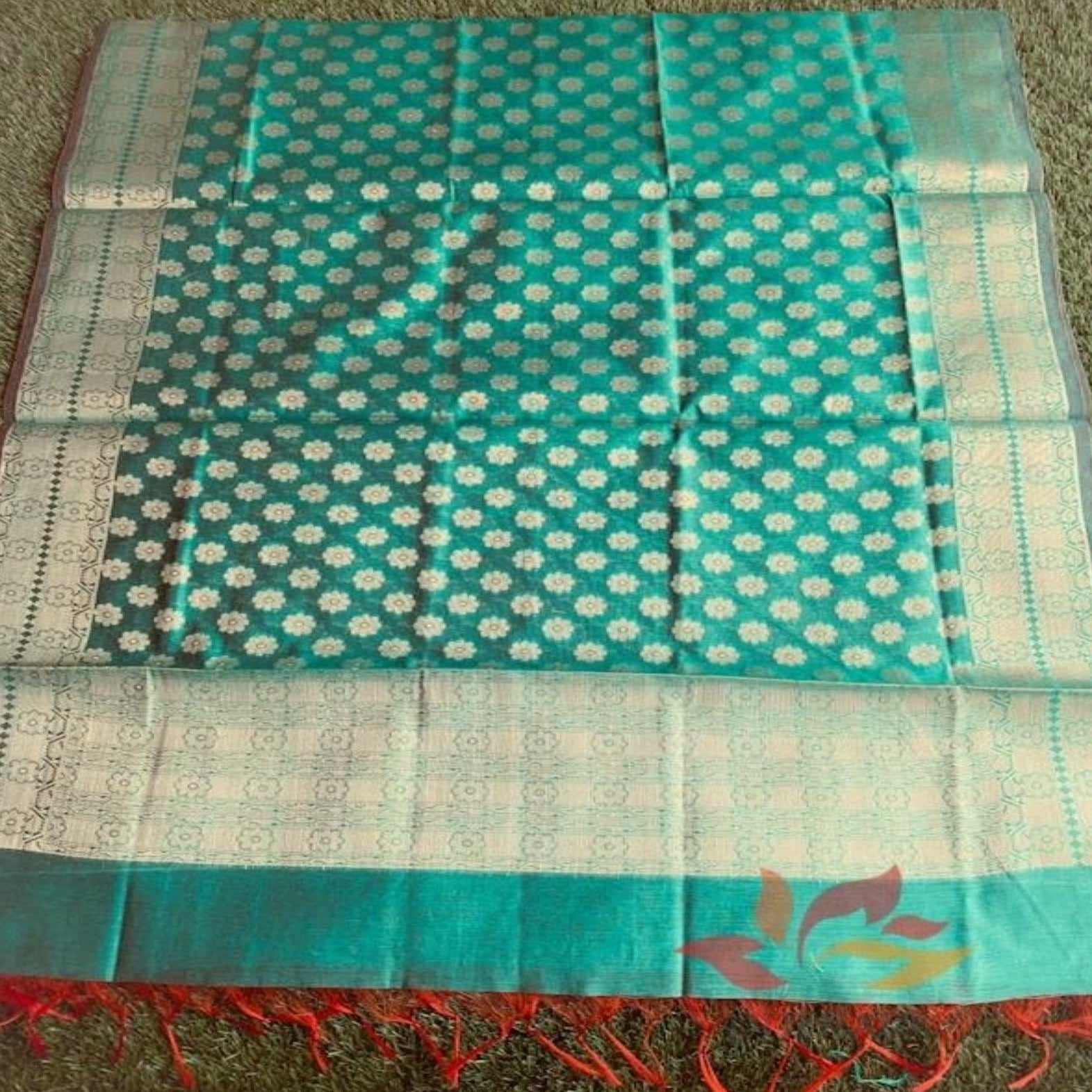 Banarasi Cotton Silk Dupatta With Flower Butti - Green - Phulari 